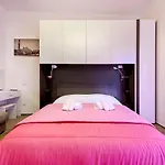 Eleroom 4* سيينا