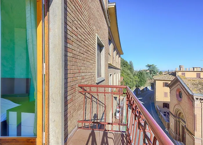 Eleroom 4* סיינה