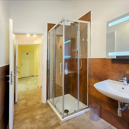 Eleroom Pensionat Siena